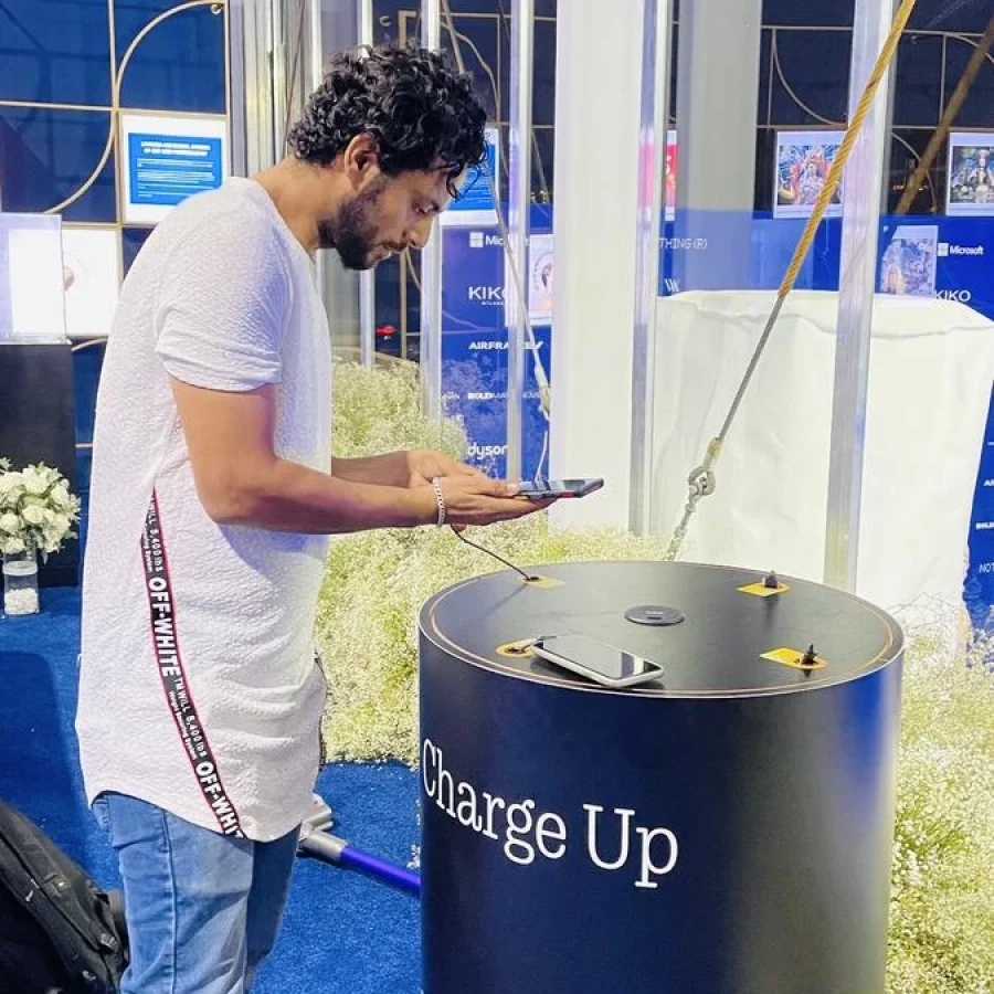 Mobile charging table with branding